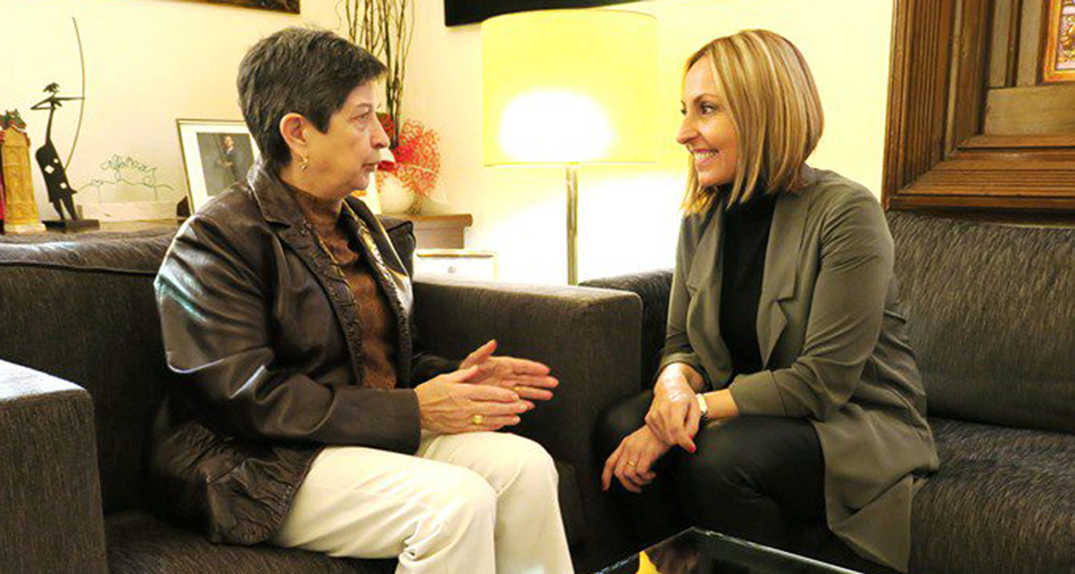 Reuni amb la delegada del Govern. Fotografia: Delegaci del Govern a Catalunya.