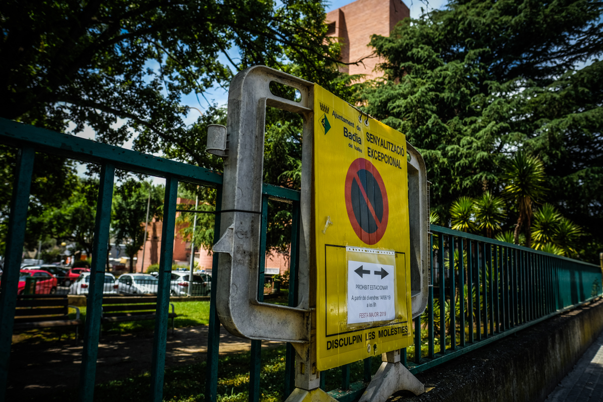 Limitacions en els aparcaments i el trnsit en l'avinguda de Burgos.