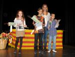 Els alumnes de 4t de prim&agrave;ria van rebre el seu guard&oacute; de mans de l'alcaldessa de Badia
