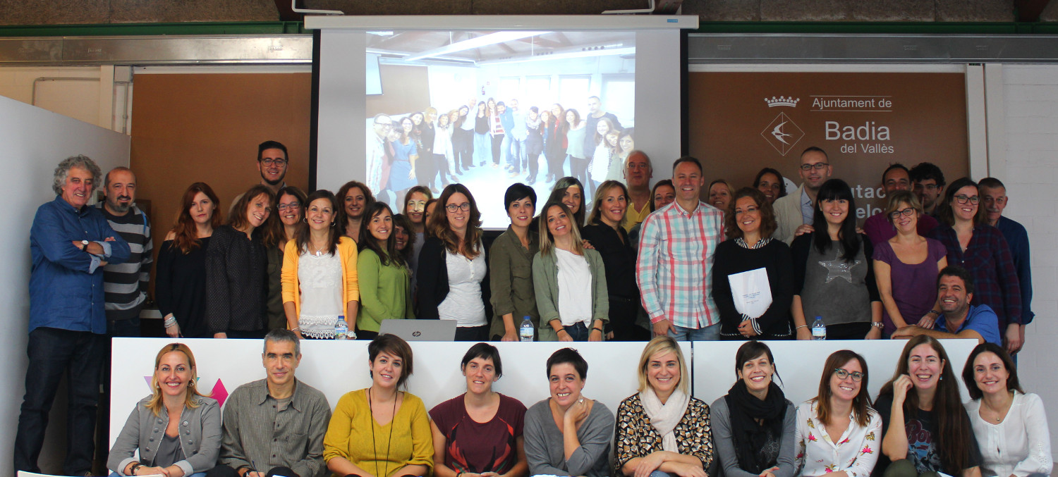 Foto de grup dels assistents a la jornada de treball
