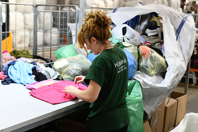 Classificaci de roba a Humana