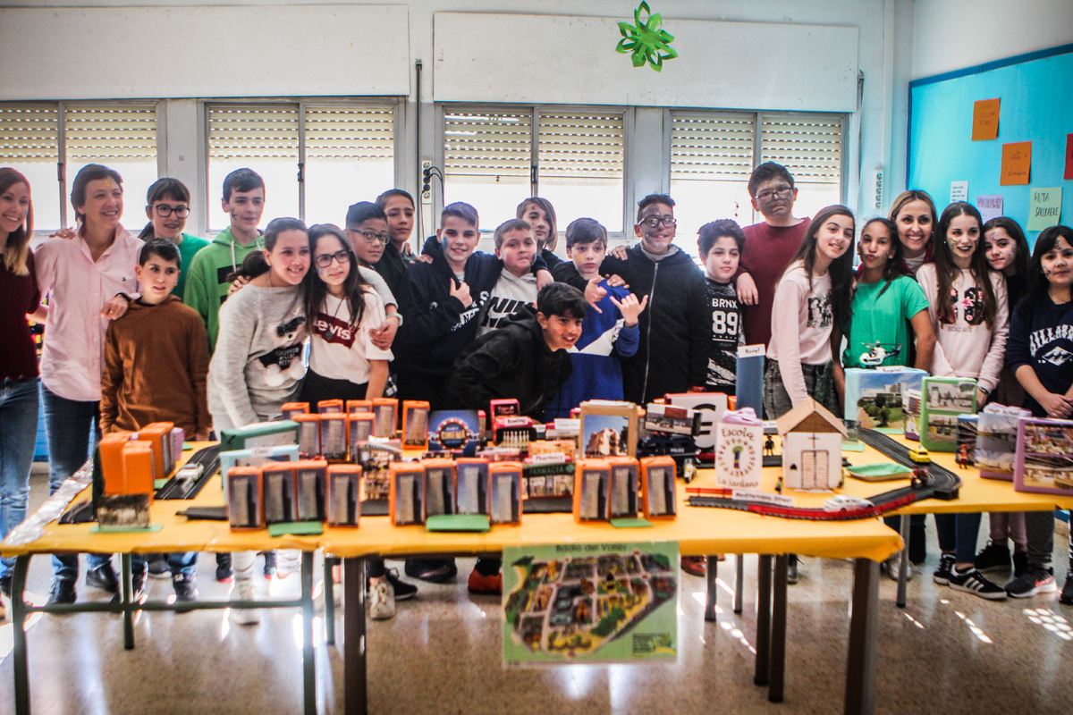 L'alumnat de l'escola La Sardana ha presentat a l'alcaldessa propostes de millora de la ciutat