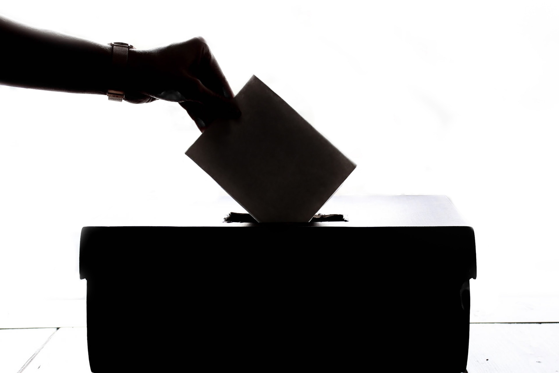 Dilluns, 1 d'abril, ple extraordinari de sorteig de meses electorals