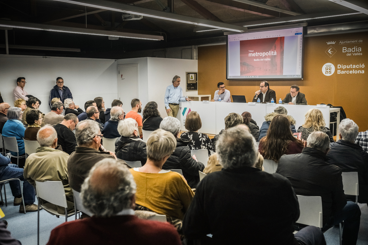Sessi informativa a Badia sobre el tribut metropolit
