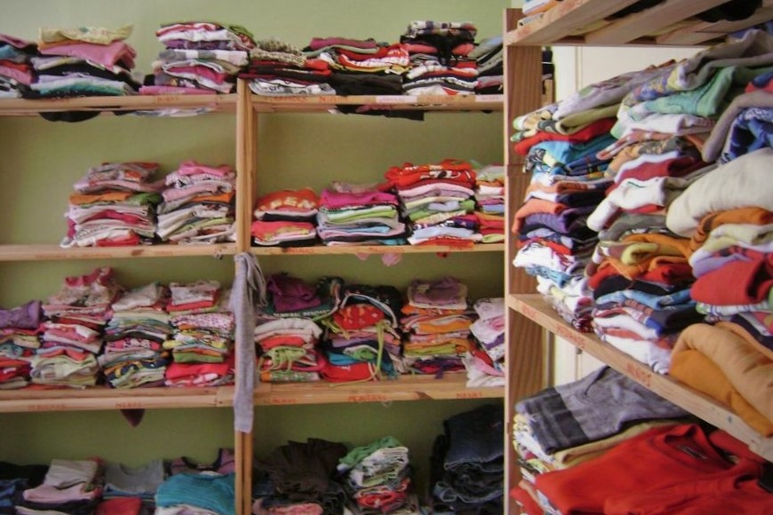 Torna a obrir L´Intercanvi, el servei de Badia per a l´intercanvi de roba i accessoris per a infants i adults