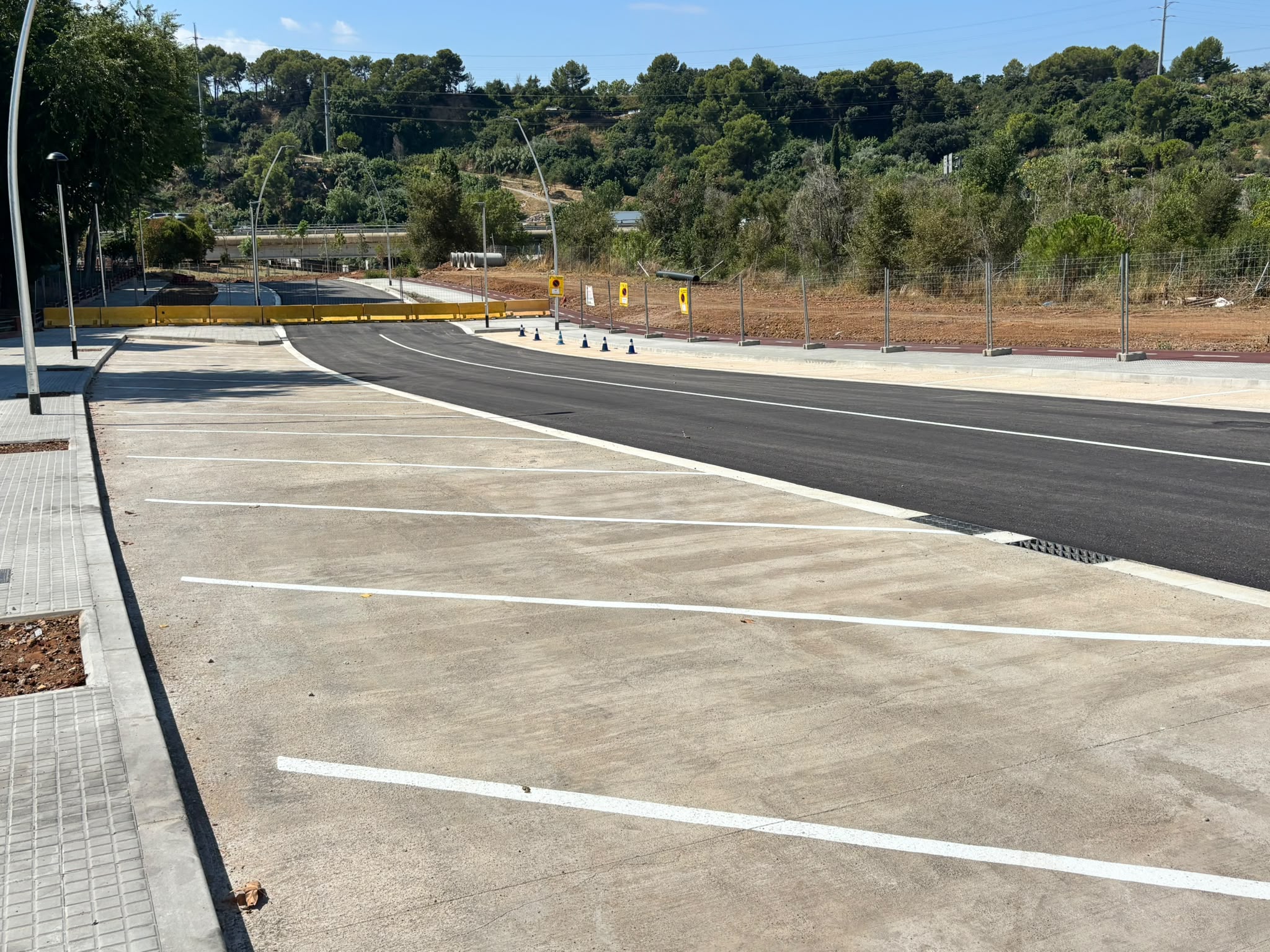 Obertura de l'aparcament del carrer Algarve